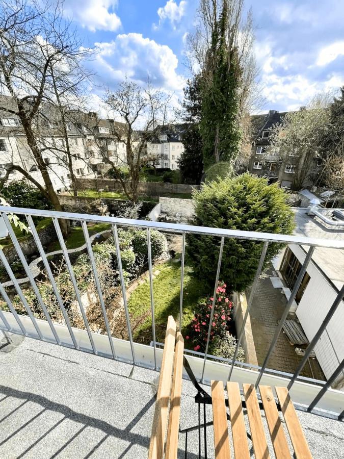 Cozy Apartment With Kitchen + Balcony New! エッセン エクステリア 写真